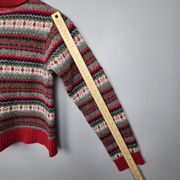Vintage Old Navy Wool Cropped Turtleneck Sweater Cozy Red Womens Size M - Picture 10 of 10
